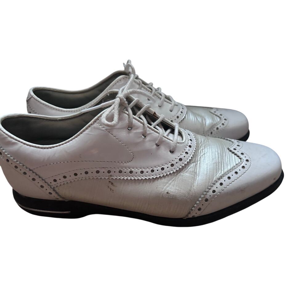FootJoy Tailored Collection Women’s Golf Shoes 8.5M White Saddle Wingtip Classic